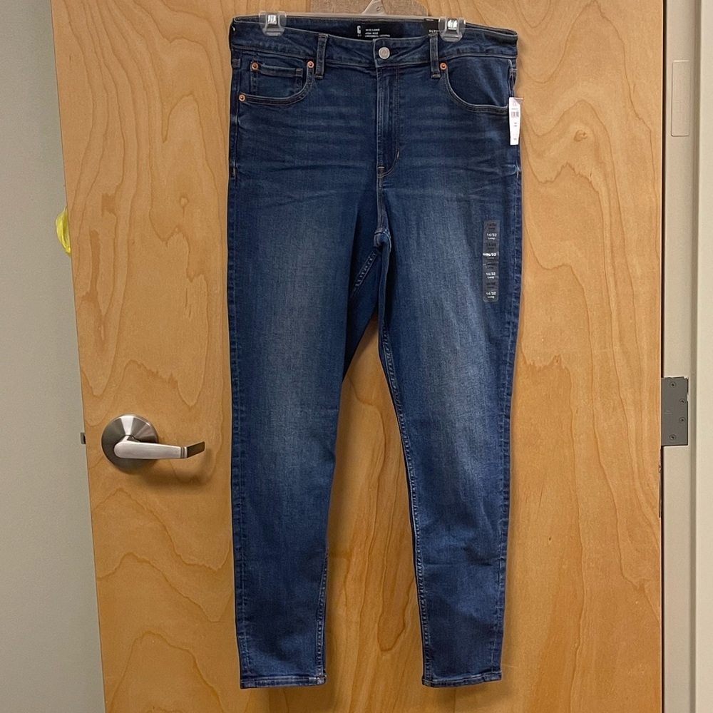 NWT Women’s Gap denim